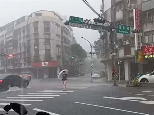 午後雨彈開轟！ 南部3縣市大雨特報