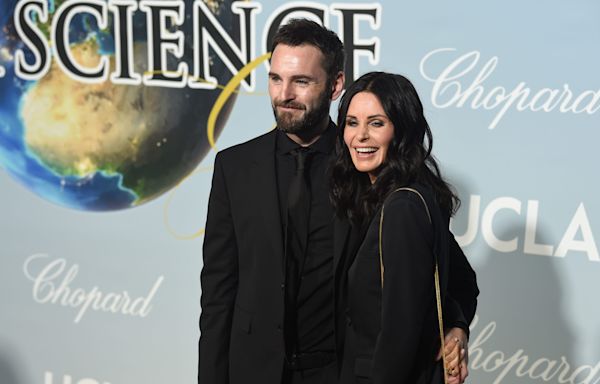 Courteney Cox recalls boyfriend Johnny McDaid breaking up with her in therapy