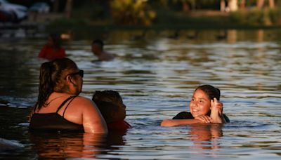 Una ola de calor temprana y extrema sofoca el oeste de EEUU