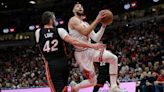 Chicago Bulls vs. Miami Heat picks, predictions, odds: Who wins play-in tournament game?