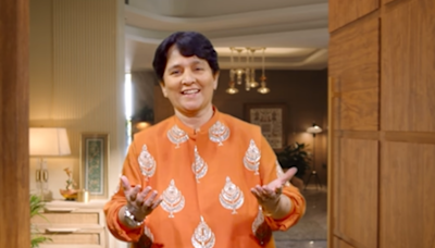 Swiggy Instamart makes Falguni Pathak "reappear" - ET BrandEquity