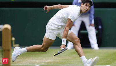 Carlos Alcaraz beats Novak Djokovic in straight sets to claim back-to-back Wimbledon titles - The Economic Times