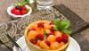 Parfaite pour se rafraîchir, Cyril Lignac partage sa recette de melon, mozzarella et aux fruits frais