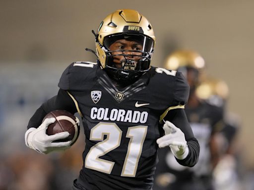 Colorado football's 2024 win total line is 5.5. Will the Buffs go over or under?
