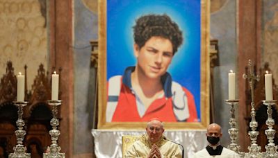 Italian teenager to become first millennial Catholic saint