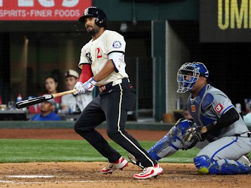 Semien's 3-run double caps 5-run sixth inning as Rangers beat Royals 6-2