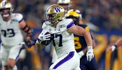 Seattle Seahawks Sign TE Jack Westover, Invite WR Jesiah Irish to Rookie Minicamp