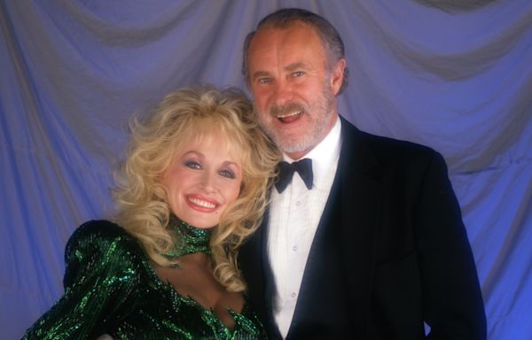 Dolly Parton pays tribute to '9 to 5' co-star Dabney Coleman: 'I will miss him greatly'