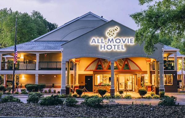 Director Francis Ford Coppola to open hotel for filmmakers, public in Peachtree City