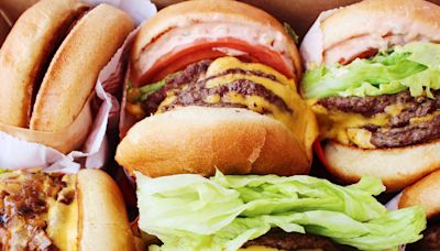 I tried every burger at In-N-Out and ranked them from worst to best