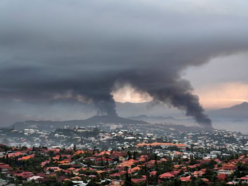 France to lift state of emergency in efforts to allow political dialogue in riot-hit New Caledonia