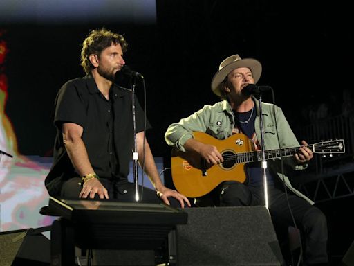 Bradley Cooper Joins Eddie Vedder On Concert Stage For ‘Maybe It’s Time’ From ‘A Star Is Born’