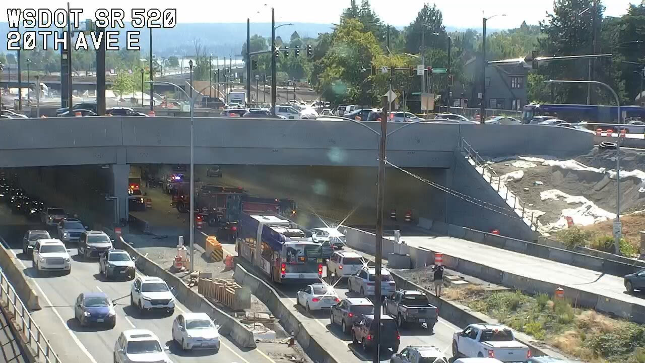 Eastbound SR-520 lanes closed in Seattle due to crash