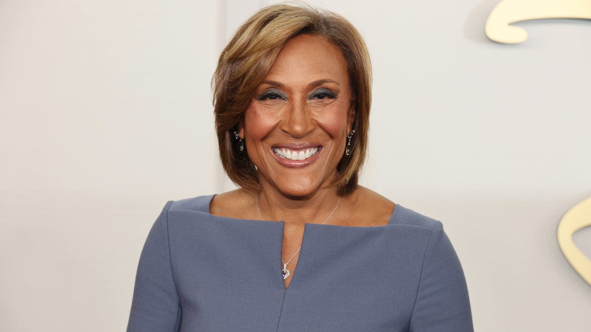 Robin Roberts Recounts Her Fears Of Coming Out