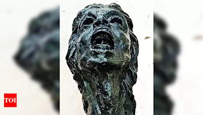 Junior Doctors Mobilize for Justice: Abhaya Sculpture Installation on RG Kar Campus | Kolkata News - Times of India