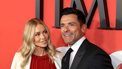 Mark Consuelos Tells Kelly Ripa He Had ‘Passionate’ Kiss With Another Woman