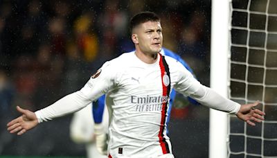 El Milan quiere quedarse a Jovic