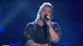 Kelly Clarkson Pays Tribute to Soundgarden With Epic Kellyoke Cover: Watch