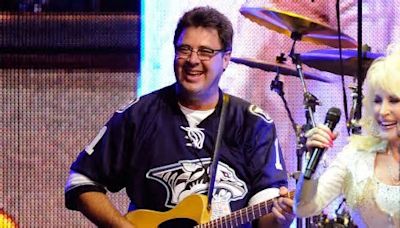 5 Must-Hear Vince Gill Guest Appearances with Other Artists