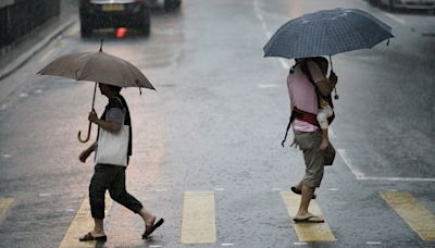 大雨｜天文台：未來兩三小時香港廣泛地區可能受大雨及強陣風影響