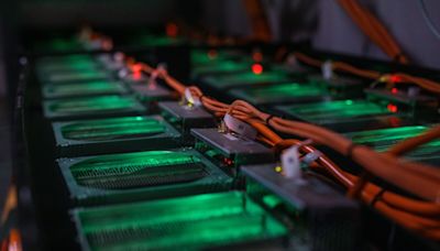 Bitcoin Miners Fee Decline Seen Raising Risk of Forced Selling, Kaiko Says