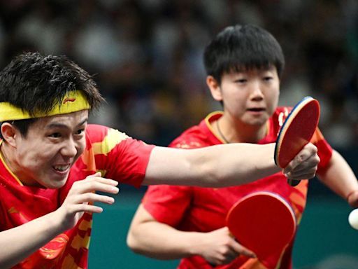 China's Wang and Sun win mixed doubles gold