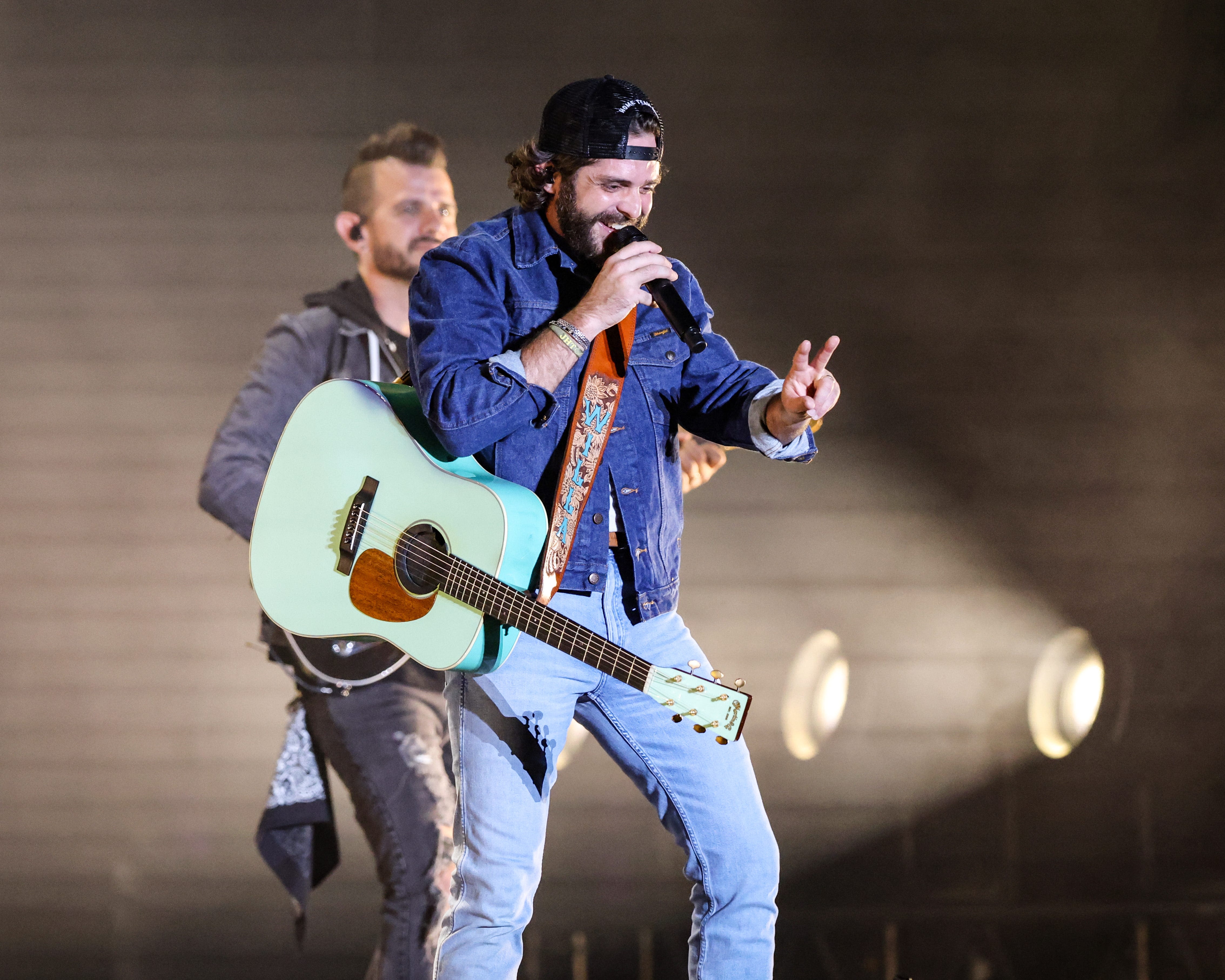 Thomas Rhett takes fans on a tour of his top country hits at the Iowa State Fair