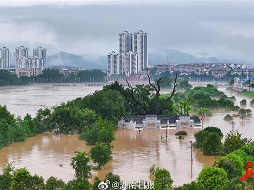 湖南平江汛情嚴重、受災人數逾36萬 洞庭湖水位持續上漲 - 兩岸