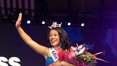 Miss Kansas dévoile en plein concours avoir été victime de violences conjugales : "Mon agresseur est dans cette salle aujourd'hui"