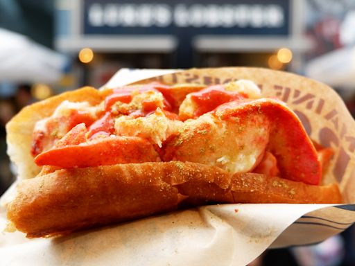 12 Seafood Chains That Are About To Take Over The US