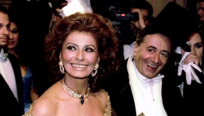 Vienna Bids Farewell to Magnate Who Brought Stars to Its Opera Ball