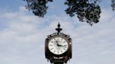 Fleece or flip-flops: The weather is greatest unknown for 105th PGA Championship in May at Oak Hill, as seen in the 2008 Senior PGA