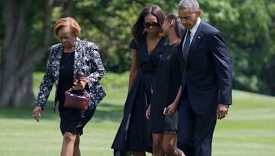 "Elle était mon roc": Michelle Obama rend hommage à sa mère, décédée à l'âge de 86 ans