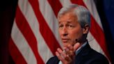 Dimon, de JPMorgan, insta a la Fed a ser paciente y no bajar los tipos muy pronto Por Investing.com