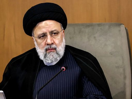 Intense search for Iran's President Raisi after helicopter 'accident'