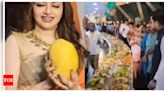 Bhagyashree celebrates the 'king of fruits', thrilled to witness 300 varieties of mango | Hindi Movie News - Times of India