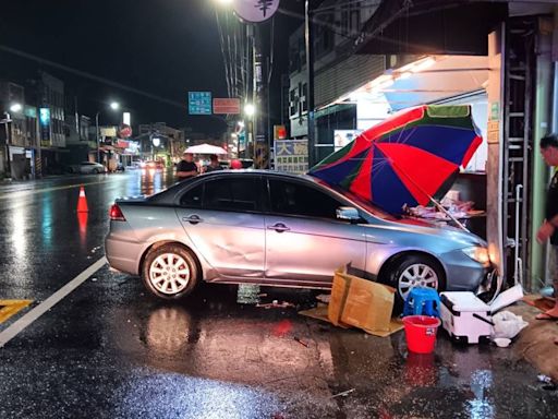 台南車撞民宅「勇爸肉身護妻小」驚悚畫面曝 一家4口烤肉衰被撞進醫院