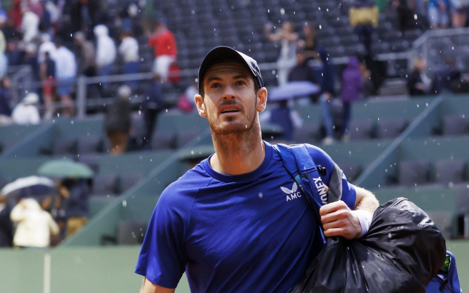 Andy Murray distracted by bizarre weather as he heads for defeat on ATP return