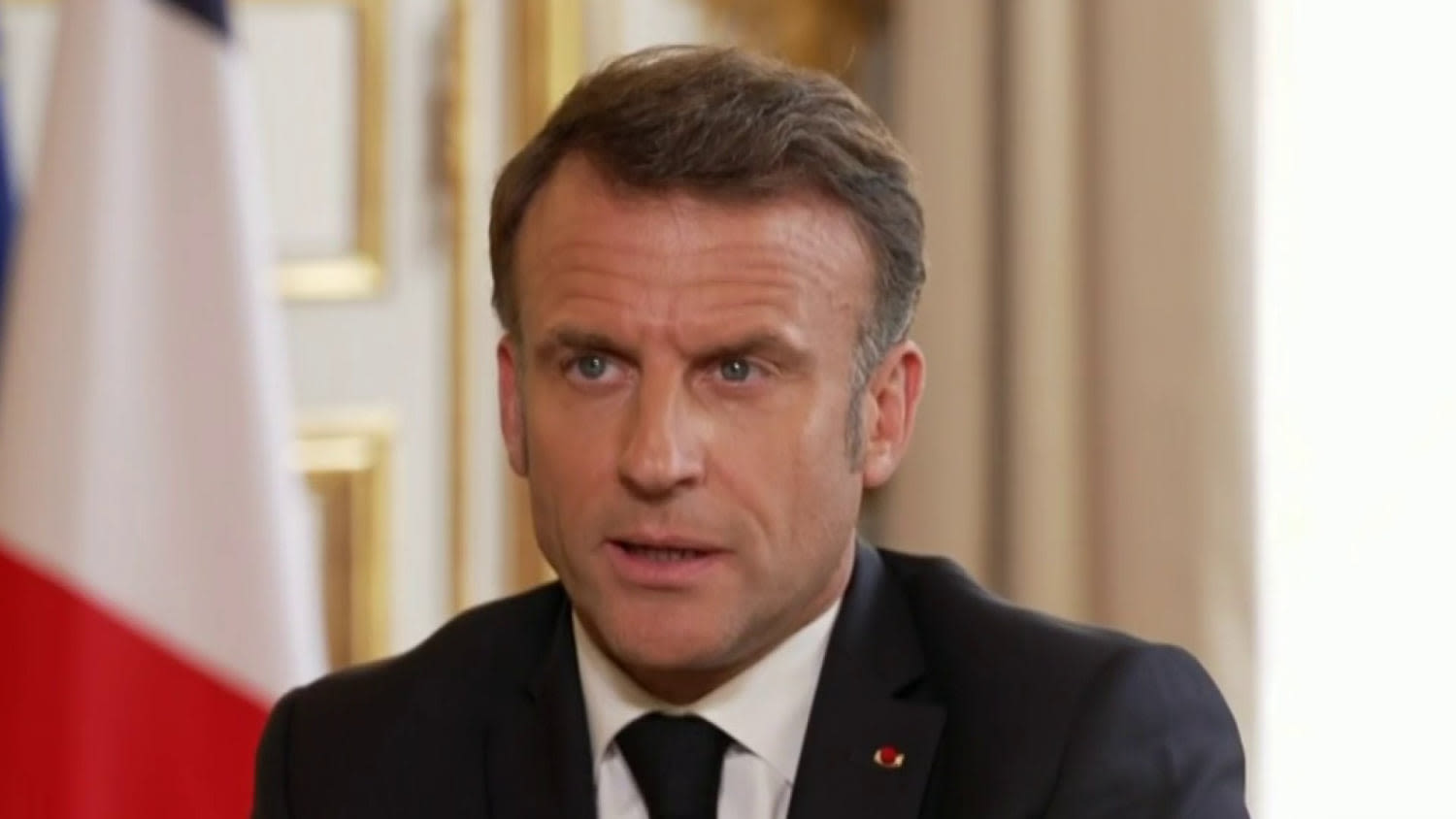 Big mistake if U.S. would choose to leave Paris agreement, says French president