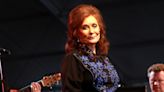 Dolly Parton, More Celebrities React To Loretta Lynn's Death