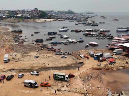 Manaus declara situação de emergência por 180 dias devido à seca no Rio Negro