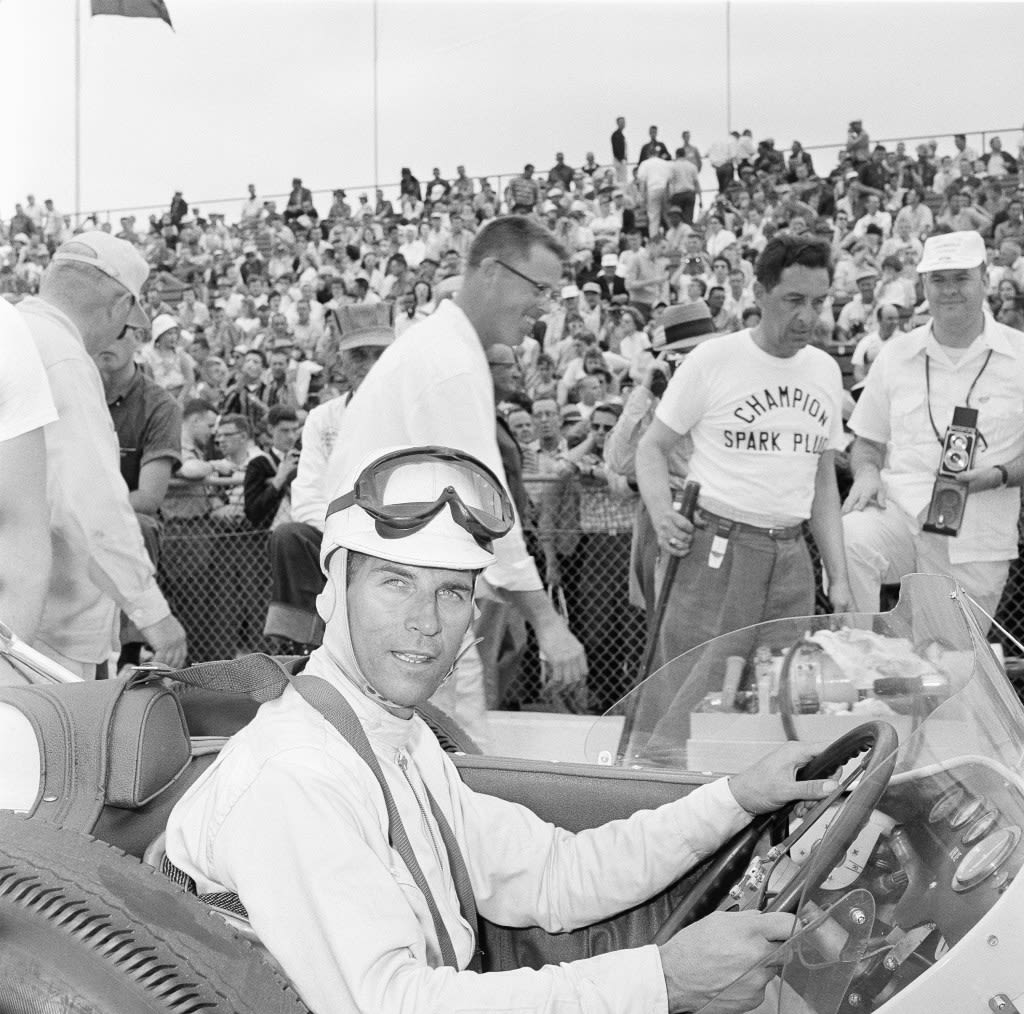 Longtime Griffith airport owner, race car driver Paul Goldsmith dies at 98