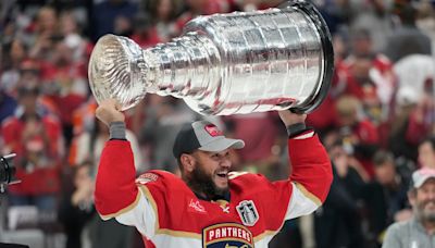 Panthers win their 1st Stanley Cup, top Oilers 2-1 in Game 7