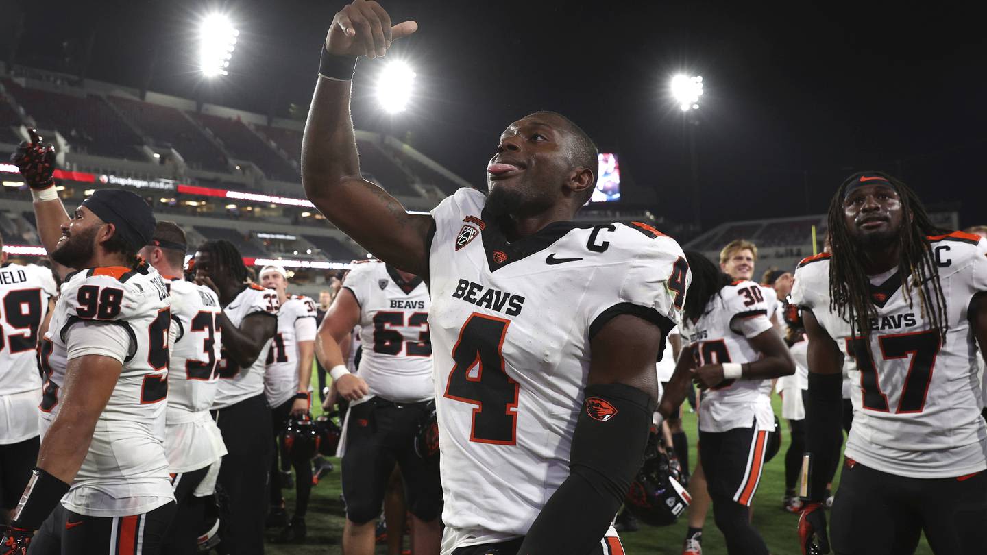 Pac-12 targeting Boise St., Fresno St., San Diego St., Colorado St. for rebuild, AP sources say