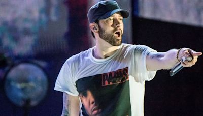 Eminem se burló de Sean “Diddy” Combs, Alec Baldwin, el feminismo y más en su nuevo álbum