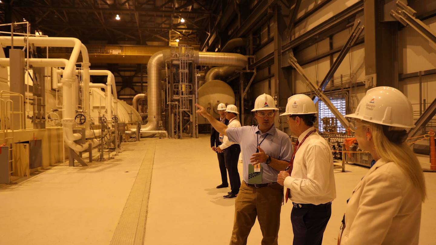 Gov. Kemp tours Plant Vogtle, now the largest provider of clean energy in the U.S.