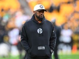 Ex-Steelers OL claims Mike Tomlin is on the Hot Seat