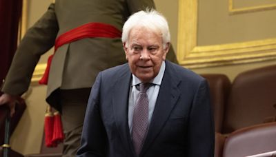 ¿Cuándo fue presidente Felipe González y cuántos años estuvo en el Gobierno con el PSOE?