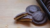 People only just learning 'correct method' to eat Jaffa Cakes - fans are baffled