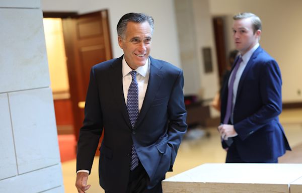'Embarrassing': Mitt Romney hits his fellow Republicans for traveling to Donald Trump's hush money trial